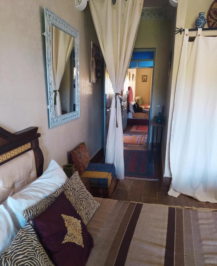 Bed and Breakfast Le Petit Jardin Demnate Exterior foto